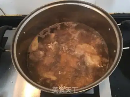 Make Chicken with a head step 4