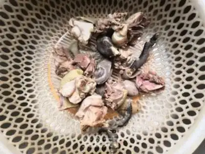 Make Chicken with a head step 5
