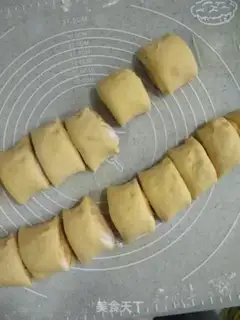 Make Pumpkin juice roll step 9