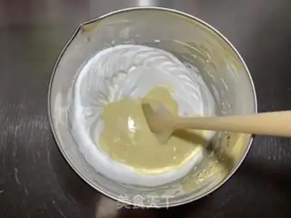 Make Mini cream cake step 11