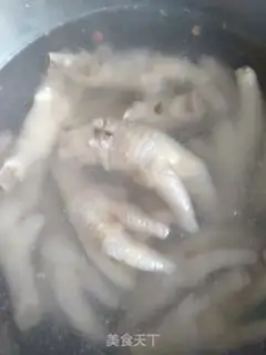 Make Spicy chicken claws step 6