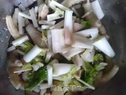 Make Spicy chicken claws step 10