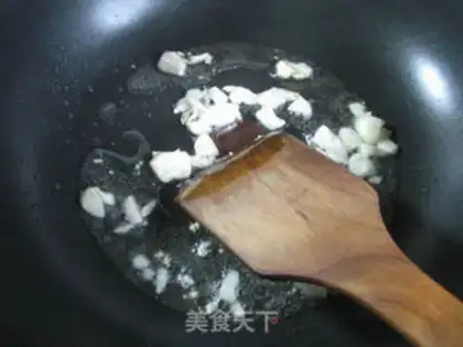 Make Scrambled duck eggs step 2