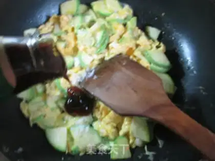 Make Scrambled duck eggs step 6
