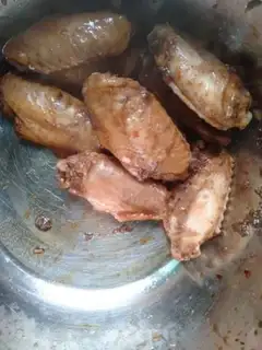 Make Hot chicken wings step 6