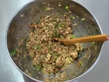 Make Pork onions with willows step 6