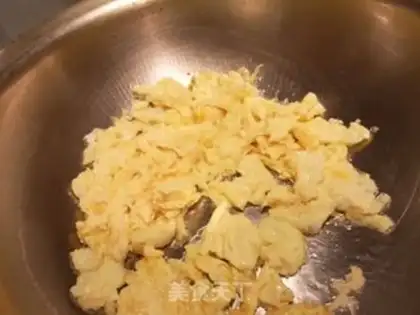 Make Tomato fried eggs step 4