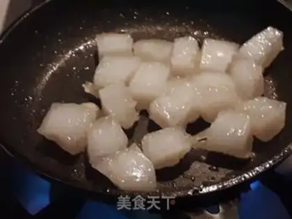 Make Northeast fried powder step 1