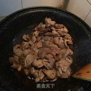 Make Chongqing Magnetian mouth chicken step 5