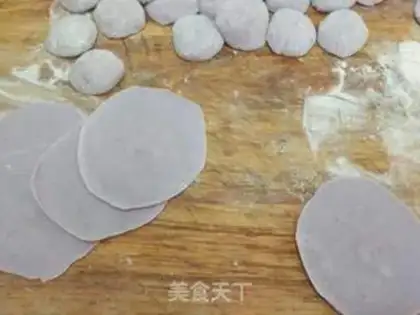 Make cucumber egg dumplings step 3