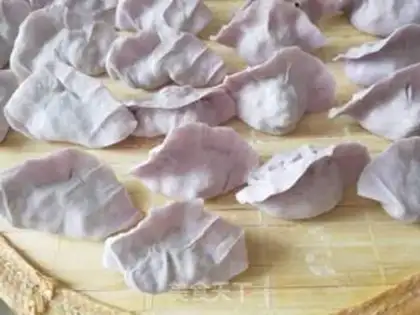 Make cucumber egg dumplings step 4