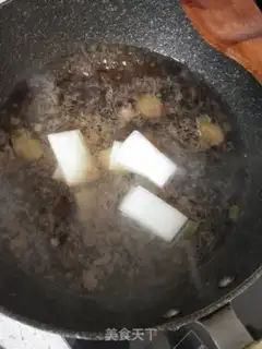 Make Crab-crab mushroom soup step 4