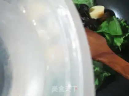 Make Black-middle-sak-sak, tofu, to cook cabbage step 5