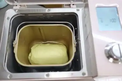 Make Light cream pasta toast step 6
