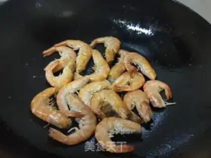 Make Crayfish and chili step 5