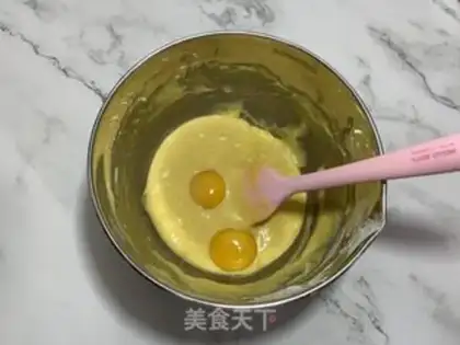 Make Butter birthday cake step 5
