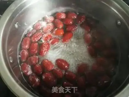 Make Red dates step 1