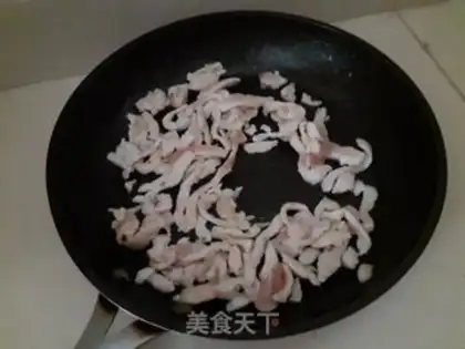 Make Three Spring Rolls step 1