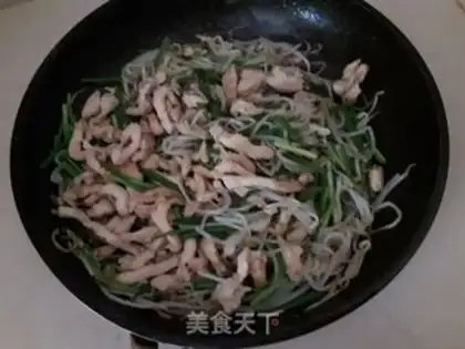 Make Three Spring Rolls step 5