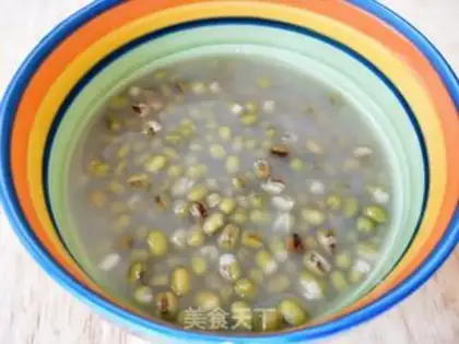 Make Lily Lotus green bean congee step 2