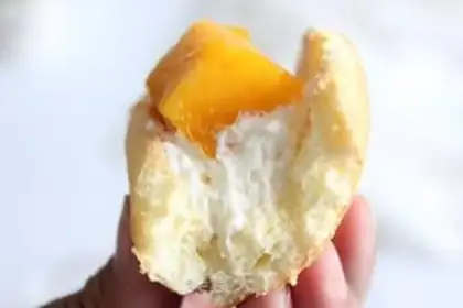 Make Strawberry mango hugs step 15
