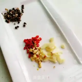 Make Tomato red-hot fish step 2