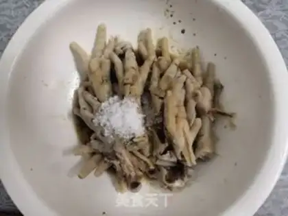 Make Roasted chicken claws step 7
