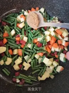 Make Potato salami gravy step 3