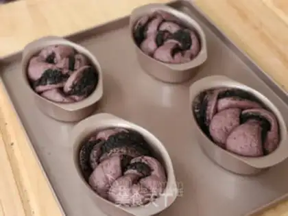 Make Black sesame rice bread step 11