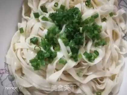 Make Onion noodles step 4
