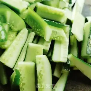 Make cucumber bar step 1