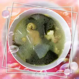 Make The hooves, cucumbers, sea soup step 6