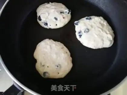 Make Smelted seed blueberry muffins step 4