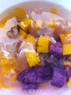 Make Pumpkin potato silver ear soup step 6