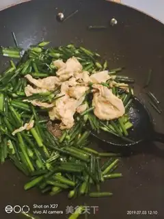 Make Scrambled eggs step 3