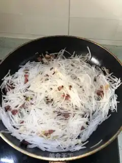 Make Homemade fragrance step 4