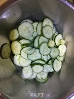 Make Cold cucumber step 1