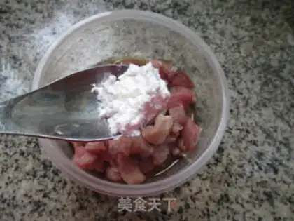 Make Squeeze in the cabbage and make peanuts step 4