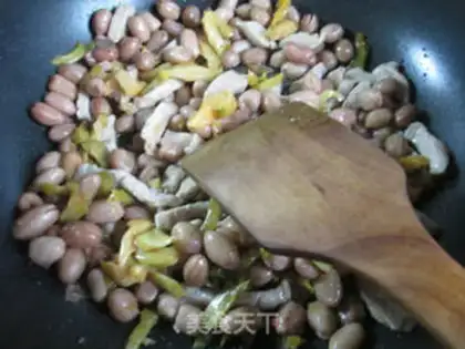 Make Squeeze in the cabbage and make peanuts step 8