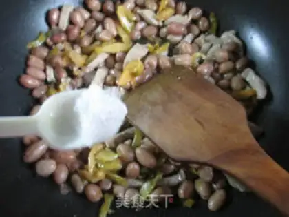 Make Squeeze in the cabbage and make peanuts step 10