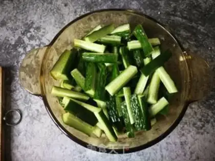 Make cucumber step 1