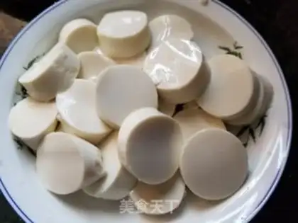 Make Lazy little lady tofu step 1