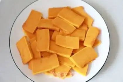 Make Pumpkin porridge step 1