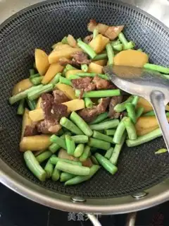 Make Pork stew, beans and potatoes step 10