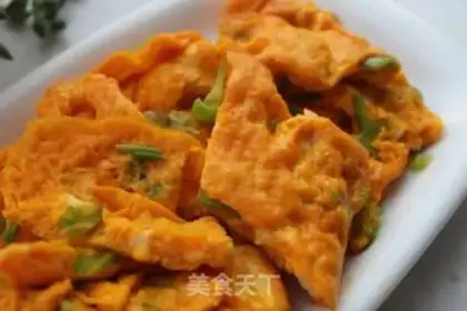 Make Pyramid eggs step 2