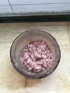 Make Beef chips and pepper step 1