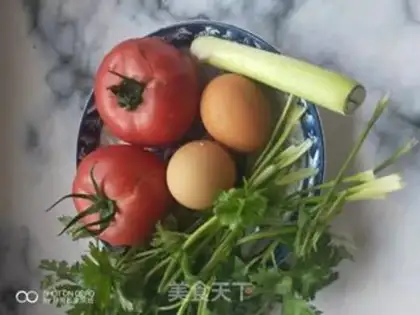 Make Sour-sweet tomato fried eggs step 0