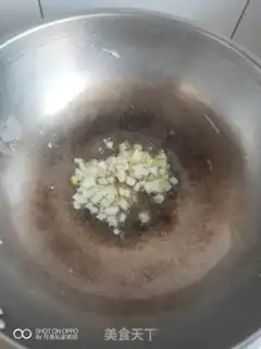 Make Sour-sweet tomato fried eggs step 5