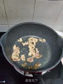 Make Four-season bean fried meat step 5