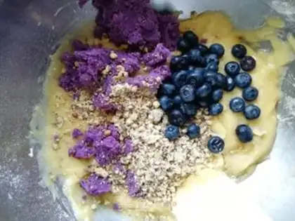 Make The potato blueberry marfin step 3